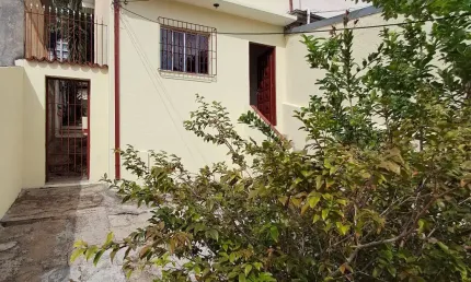 Alugo sobrado de vila aconchegante a 450 metros do metrô imigrantes