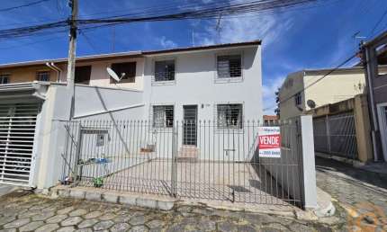Sobrado com 2 quartos  à venda, 65.00 m2 por R$299000.00  - Sitio Cercado - Curitiba/PR