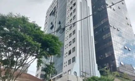Cjto comercial_sala à venda, 28.91 m2 por r$201000.00  - centro - curitiba/pr