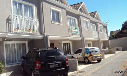 Sobrado com 3 quartos  à venda, 175.00 m2 por R$684000.00  - Boqueirao - Curitiba/PR
