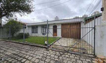 Casa Comercial para alugar, 220.00 m2 por R$6500.00  - Jardim Botanico - Curitiba/PR