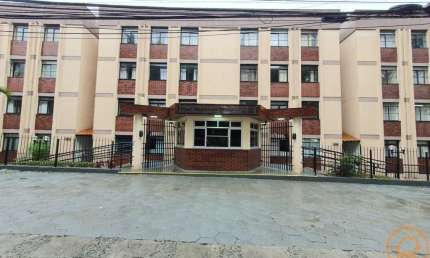 Apartamento com 3 quartos  para alugar, 74.68 m2 por R$1500.00  - Portao - Curitiba/PR