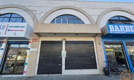 Loja para alugar, 85.00 m2 por R$2290.00  - Xaxim - Curitiba/PR