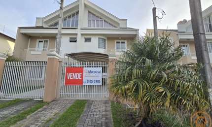 Sobrado com 3 quartos  à venda, 148.03 m2 por R$750000.00  - Boqueirao - Curitiba/PR