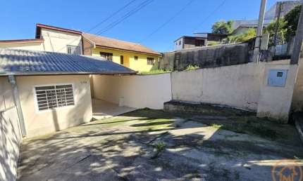 Casa Residencial com 3 quartos  para alugar, 80.00 m2 por R$2000.00  - Alto Boqueirao - Curitiba/PR