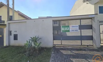 Sobrado com 4 quartos  para alugar, 220.00 m2 por R$3990.00  - Alto Boqueirao - Curitiba/PR