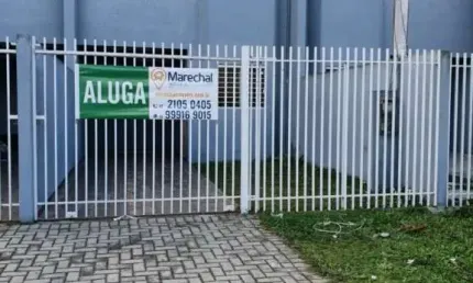 Sobrado com 3 quartos  para alugar, 75.00 m2 por R$2300.00  - Boqueirao - Curitiba/PR