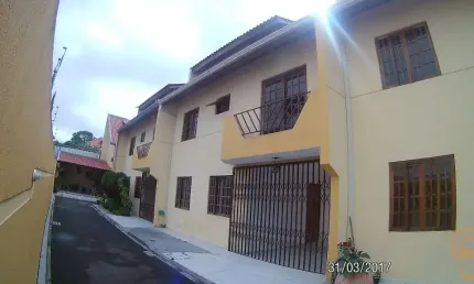 Sobrado com 3 quartos  para alugar, 150.00 m2 por r$2850.00  - boqueirao - curitiba/pr