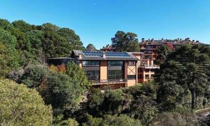 Apartamento para Venda no bairro Vila Suíça em Gramado, 2 quartos sendo 1 suíte, 2 vagas, 70 m² de área total, 70 m² privativos,