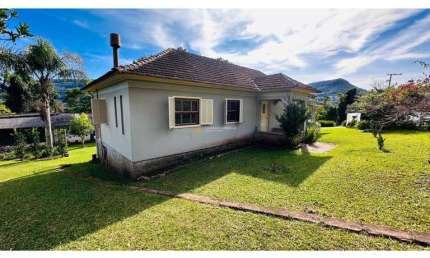 Sítio / Chácara para Venda no bairro Vila Seger em Santa Maria do Herval, 3 quartos sendo 1 suíte, 1 vaga, 12000 m² de área total, 12000 m² privativos,