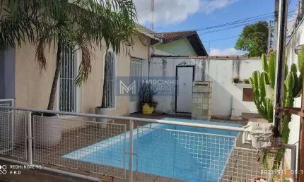 Casa com 2 quartos, 250m², à venda em São José dos Campos, Jardim Motorama