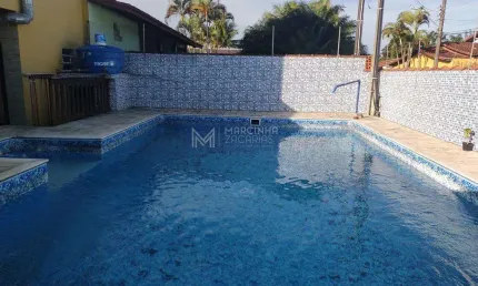 Casa para venda no Porto Novo, Caraguatatuba/SP, com 4 quartos.