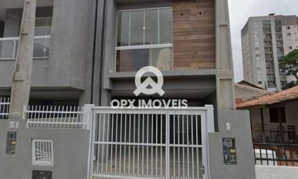 Casa com 2 quartos à venda na Rua Alberto Cunha, 38, Centro, Balneário Piçarras, 120 m2 por R$ 699.000