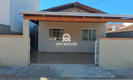 Casa com 2 quartos para alugar na Rua Ponta Grossa, 435, Armação, Penha, 42 m2 por R$ 2.950