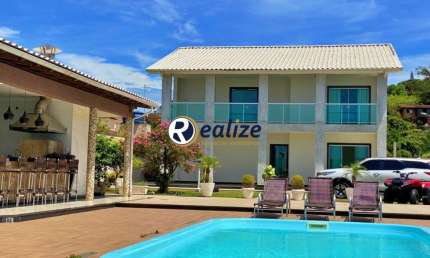Casa Duplex composta por 8 quartos com Área de lazer completa à venda no bairro Santa Mônica, Guarapari-ES - Realize Negócios Imobiliários.