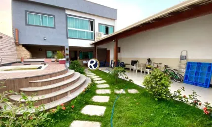 Casa Duplex composto por 4 quartos com Área de Lazer Completa á venda na Rodovia do Sol, Guarapari-ES - Realize Negócios Imobiliários.