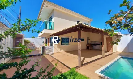 Casa Duplex composta por 3 quartos com Área de Lazer Completa á venda no Itapebussu,  Guarapari-ES - Realize Negócios Imobiliários.