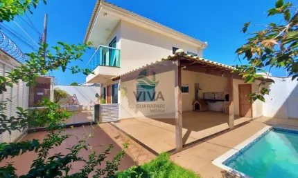 Casa duplex composta por 3 quartos com área de lazer completa á venda no itapebussu,  guarapari-es - realize negócios imobiliários.