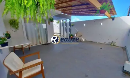 Casa composta por 2 suítes com 180m² de terreno e excelente acabamento á venda no bairro Santa Monica , Guarapari-ES - Realize Negócios Imobiliários.