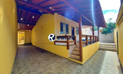 Casa Duplex composto por 3 quartos à venda em Santa Mônica, Guarapari-ES - Realize Negócios Imobiliários.
