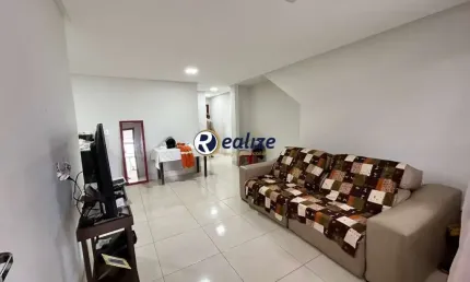 Casa composta por 2 quartos á venda no bairro santa mônica, guarapari-es - realize negócios imobiliários.