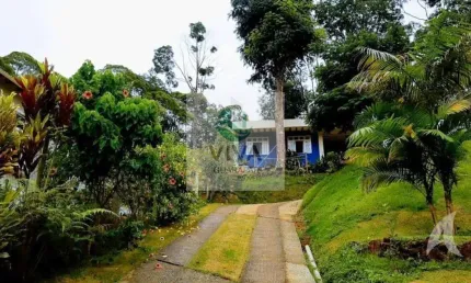 Casa á venda no condomínio aldeia da montanha , domingos martins - es