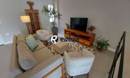 Cobertura Duplex composta por 4 quartos á venda no Centro, Guarapari-ES - Realize Negócios Imobiliários.