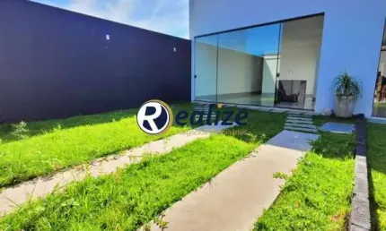 Casa à venda em Guarapari-ES, bairro Perocão: 3 quartos, 1 suíte, 2 banheiros, 2 vagas e 105m²!