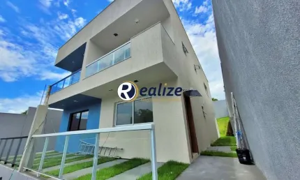 Casa Duplex à Venda - Próxima às Praias de Peracanga e Bacutia ?