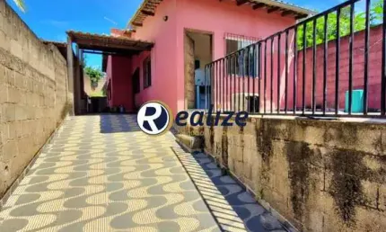 Casa linear composta por 3 quartos á venda em Meaipe, Guarapari-ES