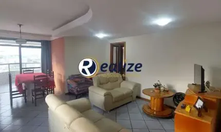 Apartamento com 3 quartos sendo 1 suítes, sala bem ampla com a varanda gourmet, cozinha com armários embutidos, área de serviço e 1 vaga de garagem.