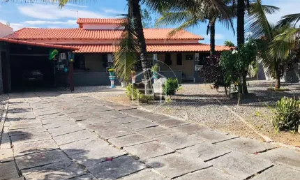 Casa com 3 quartos à venda na Rua Garoupas, 5, Unamar, Cabo Frio