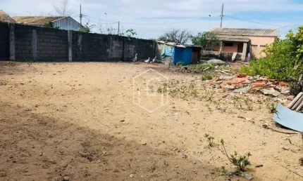 Terreno à venda na Rua dos Namorados, 30, Unamar, Cabo Frio