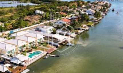 Casa em condomínio fechado com 4 quartos à venda na Rua das Orcas, Peró, Cabo Frio