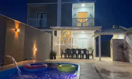 Casa mobiliada com piscina em residencial em unamar