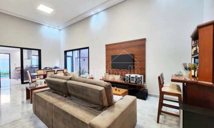 Casa térrea à venda no Condomínio Alto do Castelo I, próximo ao Outlet Santa Maria - Ribeirão Preto/SP