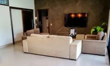 Casa Térrea à venda no Condomínio Residencial Enseada da Fronteira - Rifaina/SP.