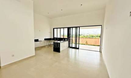 Casa térrea à venda no Condomínio Terras de Santa Martha, próximo ao Centro de Bonfim - Ribeirão Preto/SP.