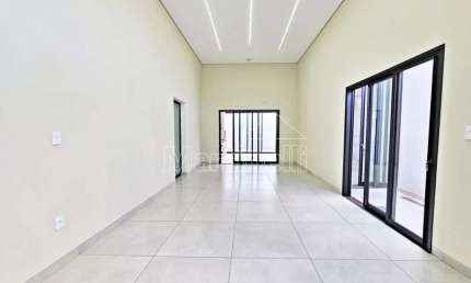 Casa térrea à venda, próximo a Faculdade USP - Ribeirão Preto/SP.