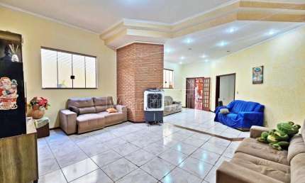 Casa térrea residencial / comercial de 313m² de área construída para locação, próximo a USP - Bairro Vila Monte Alegre, Ribeirão Preto/SP.