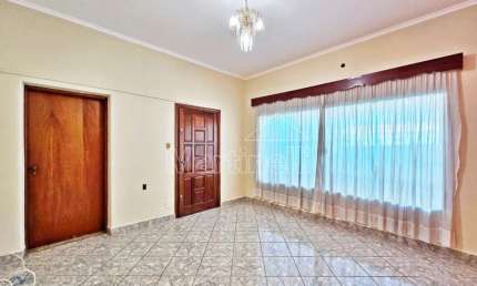 Casa térrea para locação, próximo a Avenida Meira Junior - Ribeirão Preto/SP.