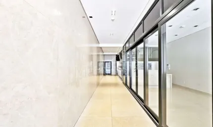 Imóvel comercial para locação no Bairro Jardim Botânico, próximo a Avenida Professor João Fiúsa - Ribeirão Preto/SP.