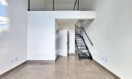 Salão comercial para locação no bairro jardim irajá, próximo av. leais paulista - ribeirão preto/sp.