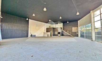 Imóvel comercial de esquina para locação no Bairro Jardim Nova Aliança, próximo ao Novo Mercadão - Ribeirão Preto/SP.