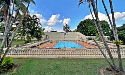 Casa térrea para venda e locação no Condomínio Estância Beira Rio, próximo ao Ceasa - Jardinópolis/SP.