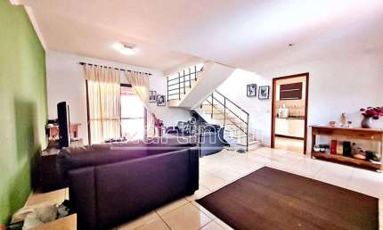 Sobrado à venda no Condomínio Villa Tambaú, próximo ao Parque Carlos Raya - Ribeirão Preto/SP.