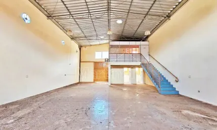 Galpão comercial de 188m² de área construída para locação, próximo a Avenida Brasil - Bairro Vila Elisa, Ribeirão Preto/SP.
