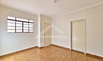 Casa térrea para locação, próximo a Avenida do Café - Ribeirão Preto/SP.