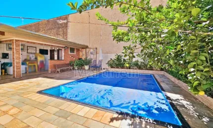 Casa térrea à venda, próximo à Avenida Treze de Maio - Ribeirão Preto/SP.