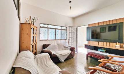 Casa térrea de 113m² de área construída para locação, próximo a Avenida Monteiro Lobato - Bairro Jardim Centenário, Ribeirão Preto/SP.